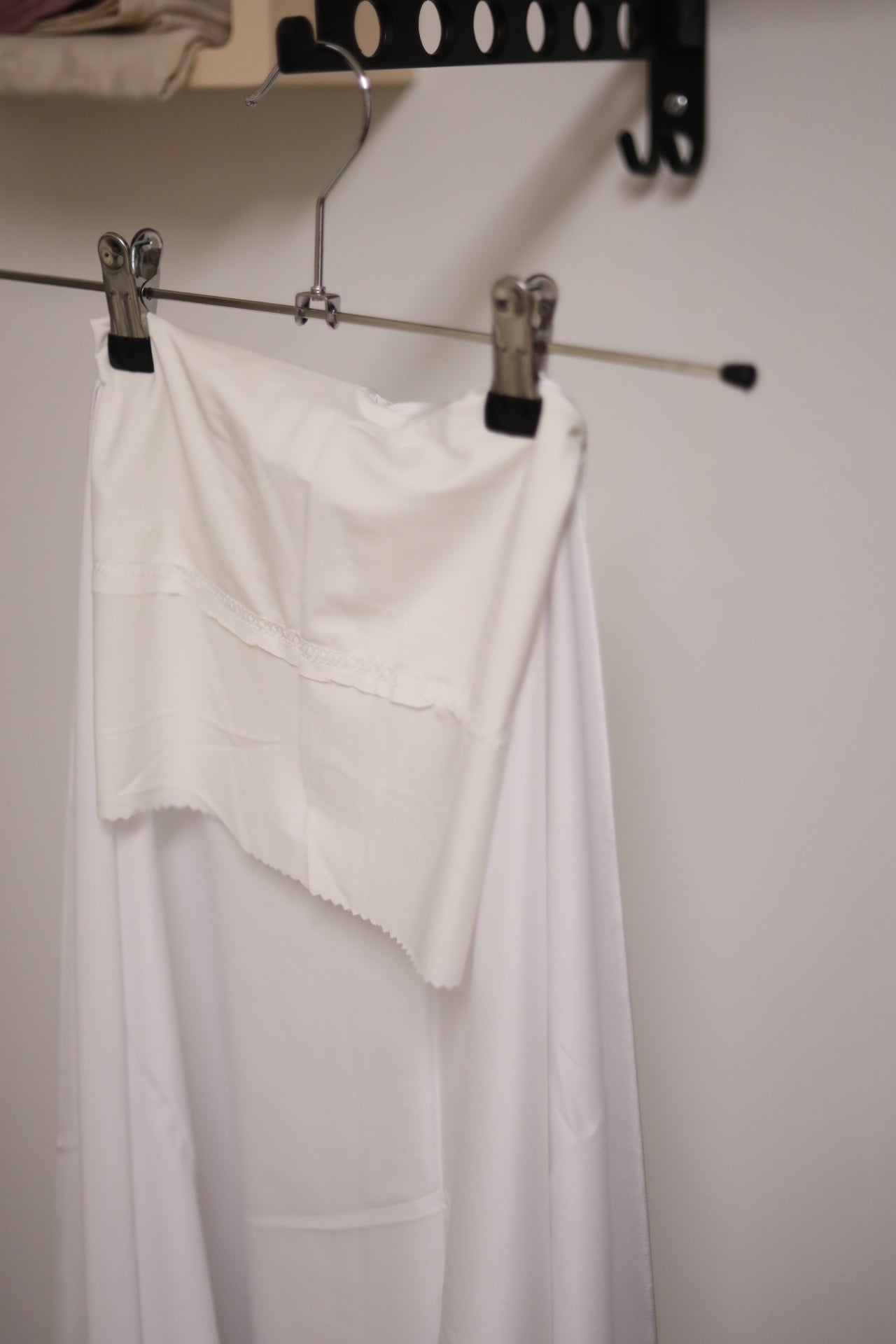 Fertig Hijab Satin